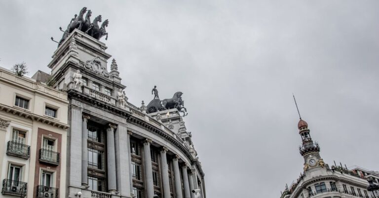 How to Ensure Cosmetic Compliance in Spain: AEMPS Requirements